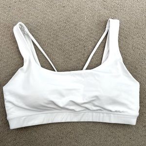 Athleta Exhale White Sports Bra Top A-C